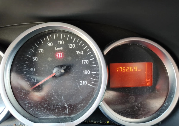 Dacia Sandero cena 26500 przebieg: 175300, rok produkcji 2018 z Toruń małe 154